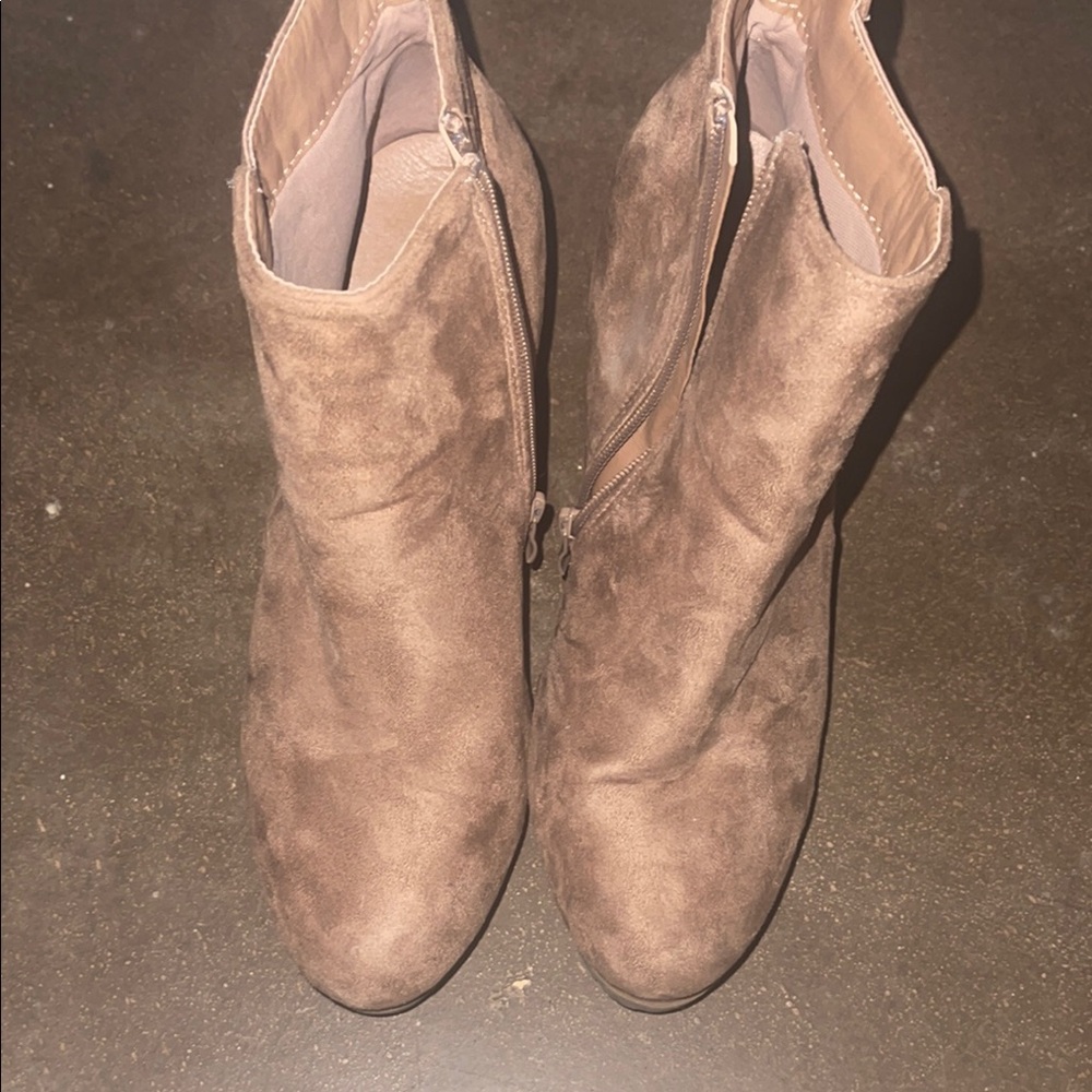 Women's Tan Suede Ankle Boots